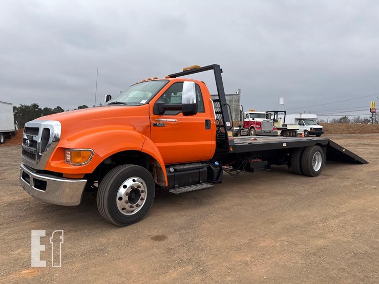 2012-ford-f650-sd-image-2