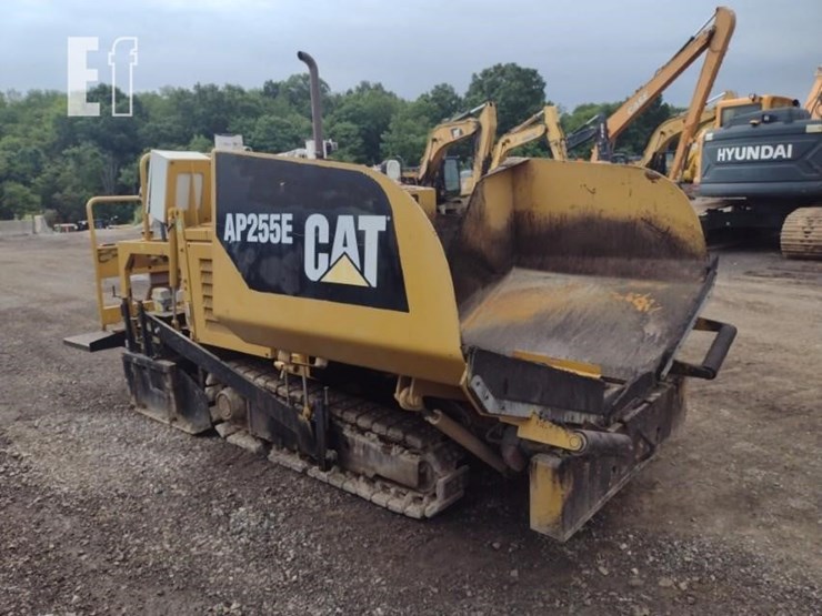 2012-caterpillar-ap-255e-image-38