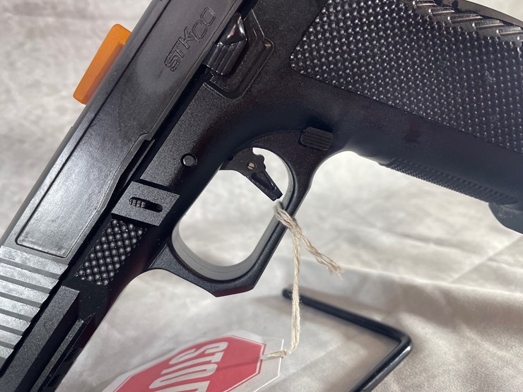 #4372-•-rock-island-stk100-9mm-luger-pistol,-sn:-ria2884299-image-18