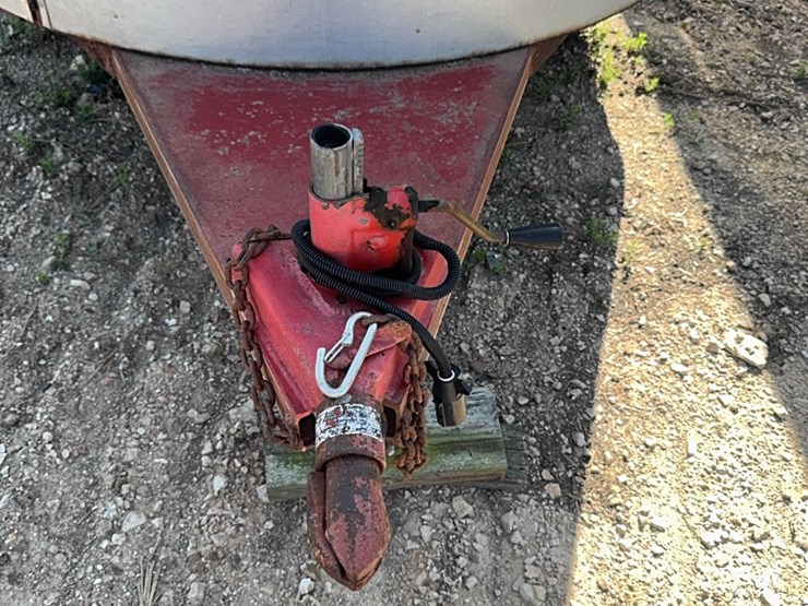16-foot-stock-trailer-image-2