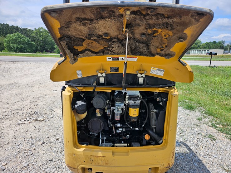 caterpillar-301.7-image-24