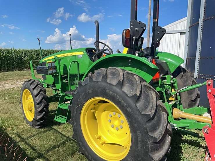 2019-john-deere-5065e-image-6
