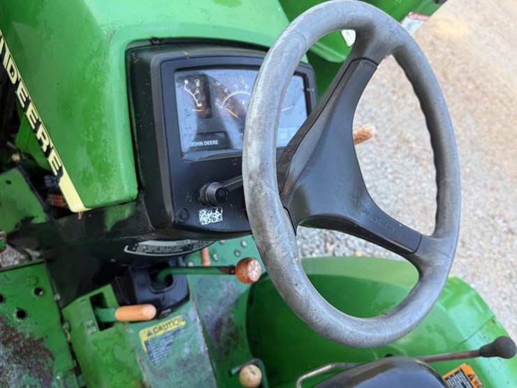 john-deere-790-image-21