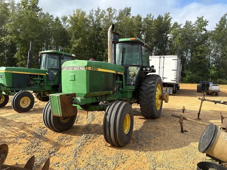 john-deere-4555-image-2
