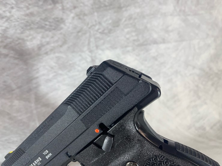 #4382-•-hi-point-yc9-tactical-9mm-luger-pistol,-sn:-yc006575-image-19