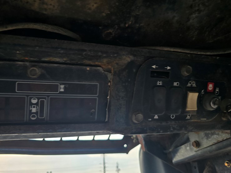 new-holland-lx665-turbo-image-70