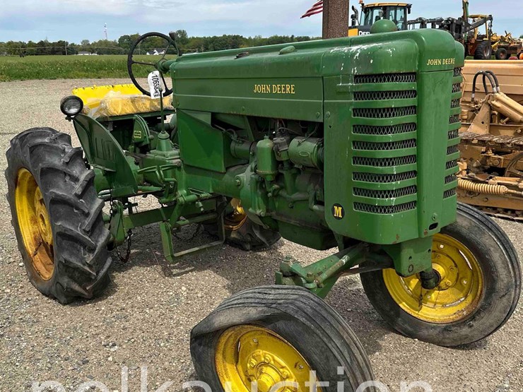 john-deere-m-image-1