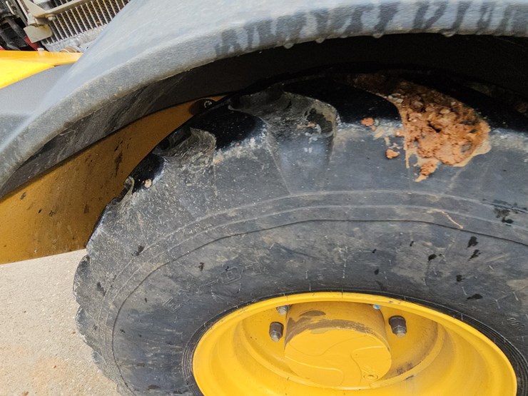 #17574-•-2024-deere-324-wheel-loader-image-64