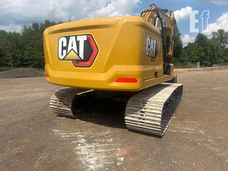 2021-caterpillar-323-image-4