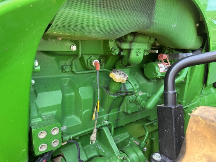 2014-john-deere-8270r-image-5