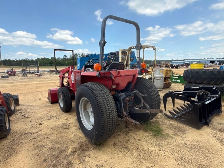 massey-ferguson-1250-image-3