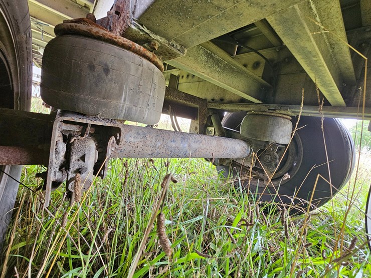 2000-reitnouer-48'-x-102"-image-29