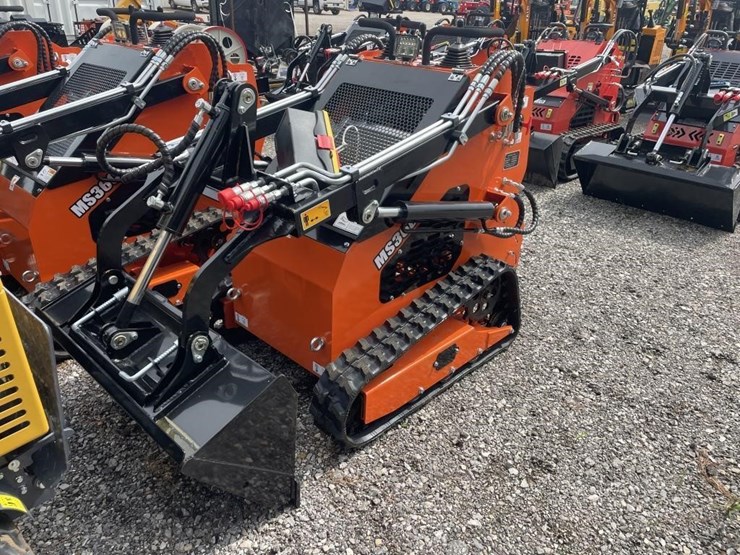new-mms-skid-steer-loader-image-1