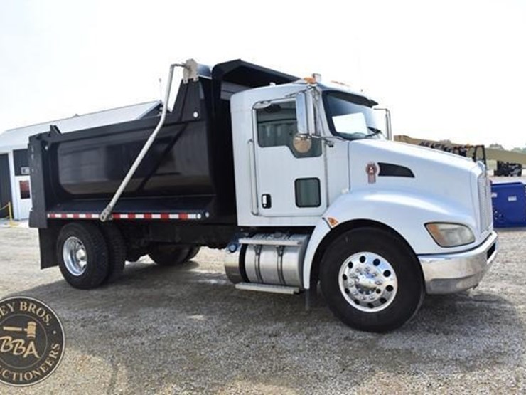 2012-kenworth-t370-image-25