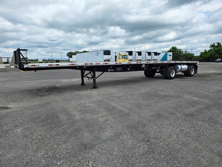 2015-great-dane-48'-x-102"-image-6