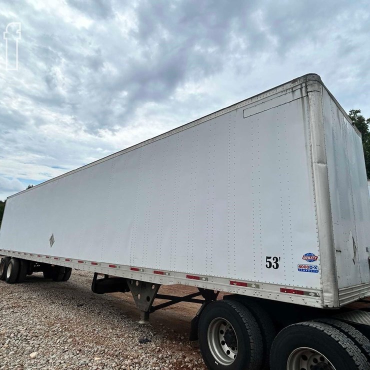 2010 UTILITY Van