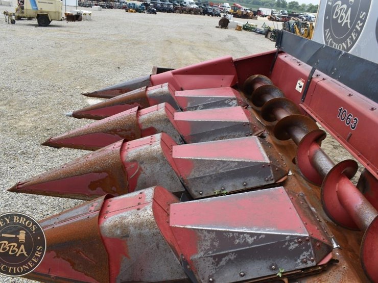 case-ih-1063-image-8