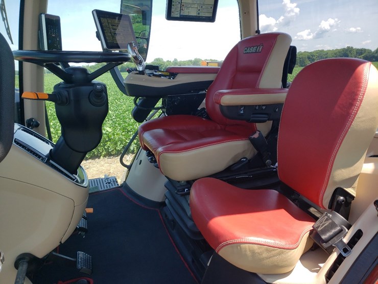 2021-case-ih-magnum-310-image-14