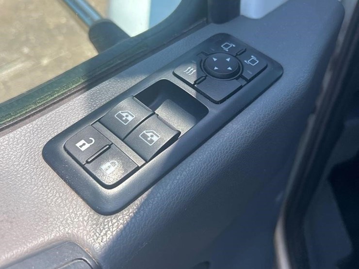 2020-international-mv-image-41