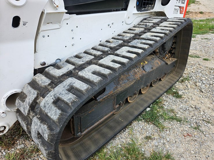 2021-bobcat-t770-image-69