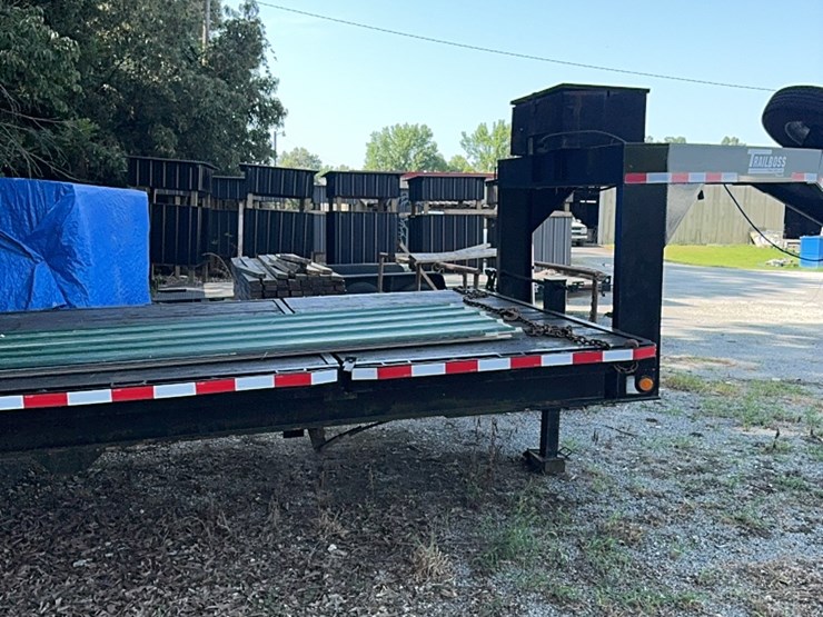 trailboss-25-ft-tilt-gooseneck-image-5