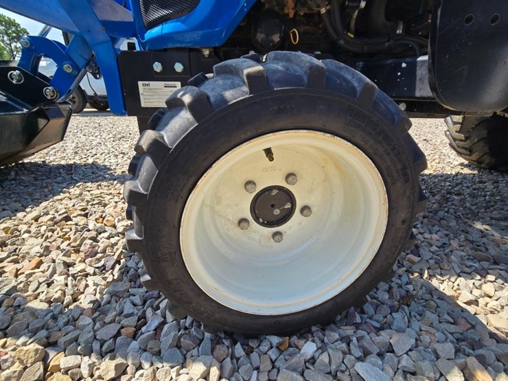 2023-new-holland-workmaster-25s-image-36