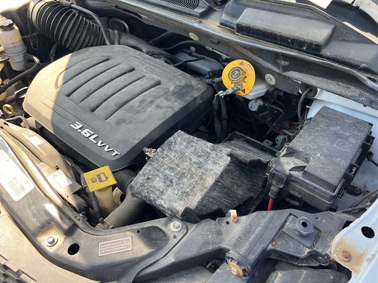 2014-dodge-grand-caravan-image-22