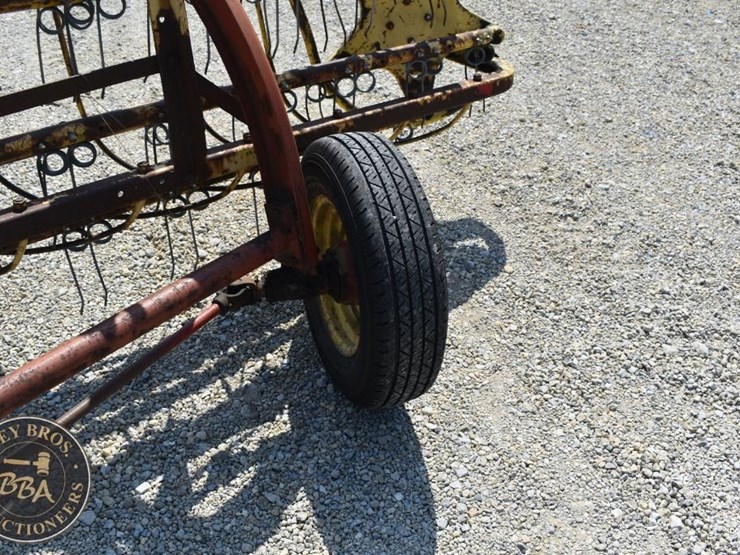 new-holland-258-image-17