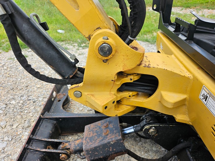 caterpillar-301.7-image-70