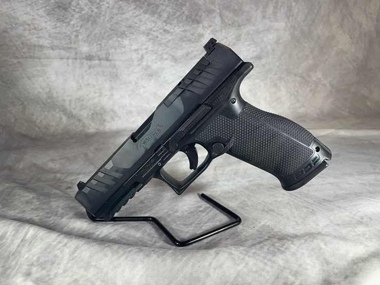 #4394-•-walther-pdp-9mm-luger-pistol,-sn:-feb0722-image-2