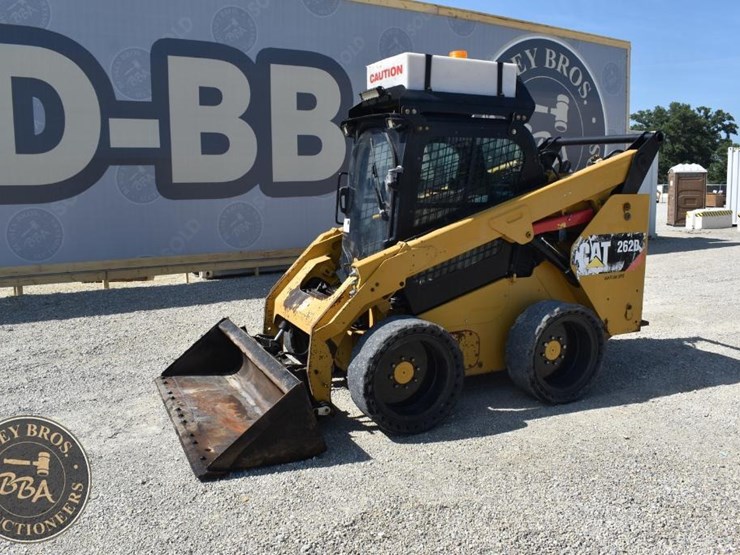 2018-caterpillar-262d-image-5