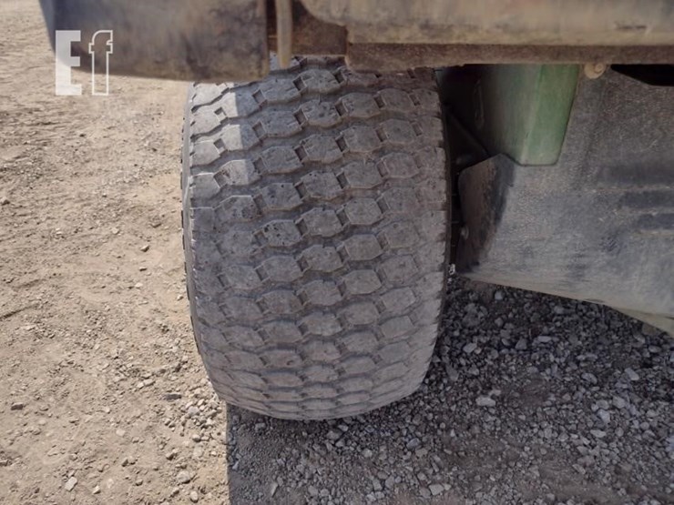 2009-john-deere-gator-te-image-13