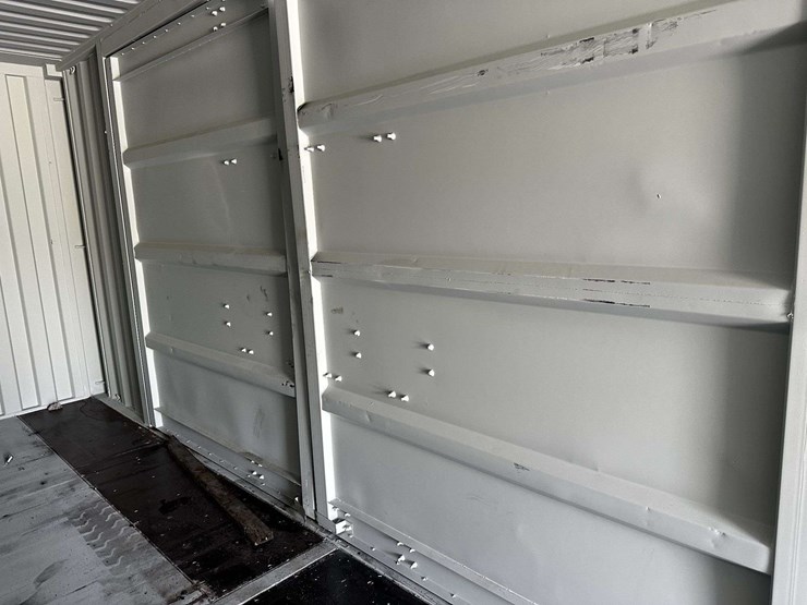 40-ft-shipping-container-image-13