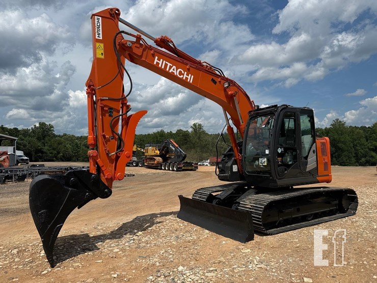 2021-hitachi-zx135us-6-image-1