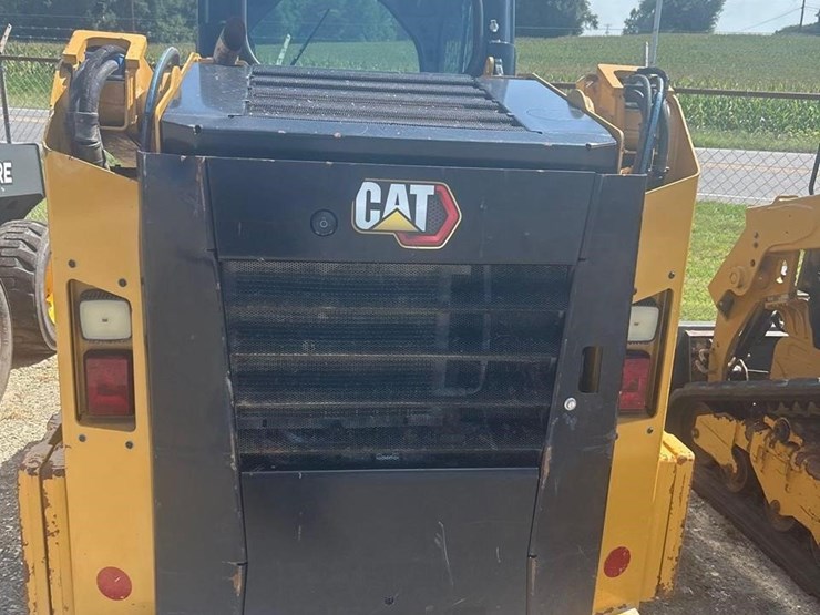 2021-caterpillar-236d3-image-9