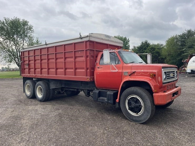 1975-chevrolet-c65-image-2