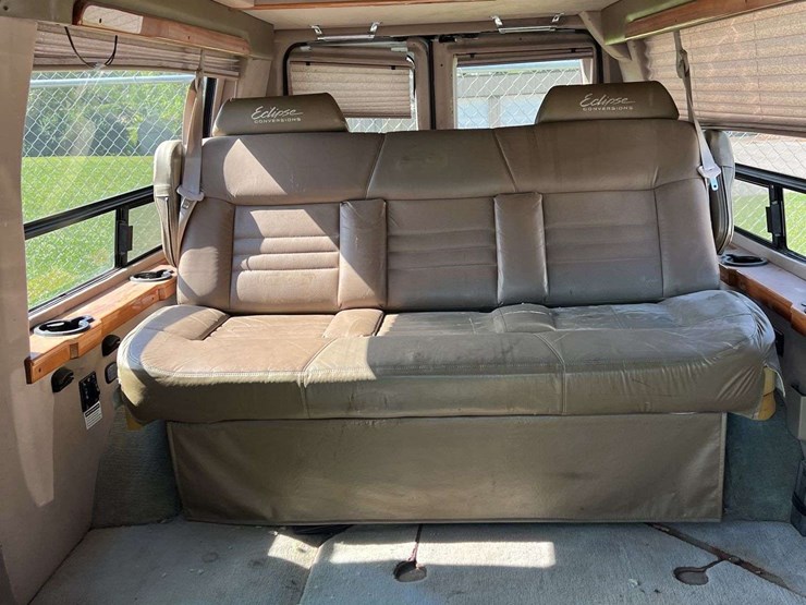 2002-ford-e250-image-17