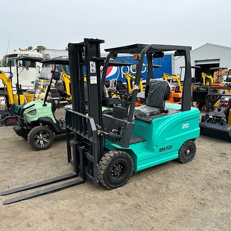 DIGMASTER DM-F20 FORKLIFT