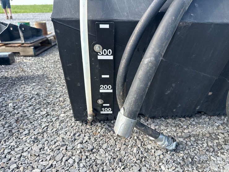 yield-360-tractor-tanks-image-10