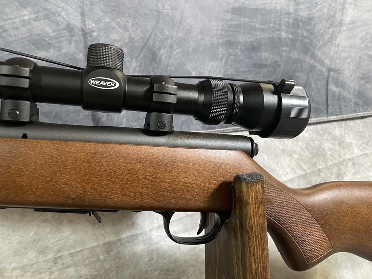 #4453-•-savage-93r17-17-hmr-bolt-action-rifle,-sn:-4161682-image-22