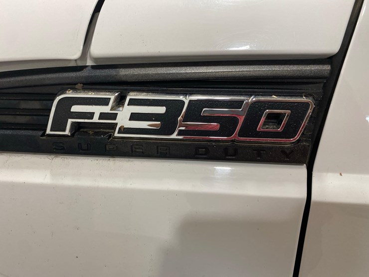 2012-ford-f350-image-30