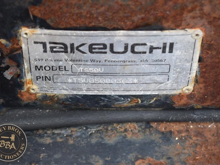 2017-takeuchi-ts50v-image-21