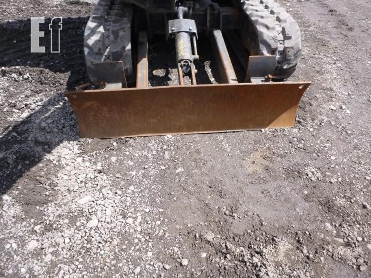 2016-kubota-u17-image-24