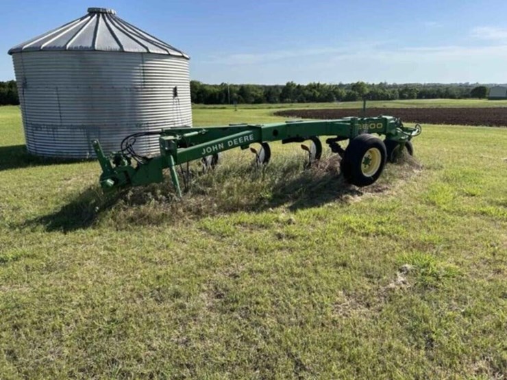 john-deere-2600-image-4