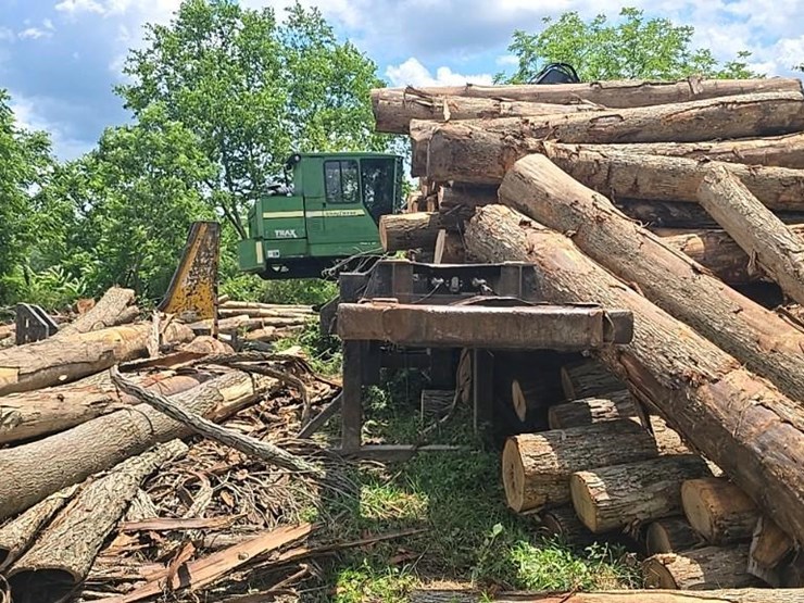 2014-deere-437d-image-12