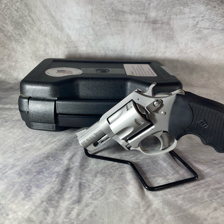#4406 • Charter Arms Pitbull 9mm Luger Revolver, SN: 22C07821