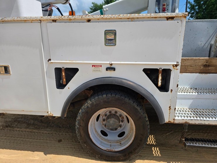 2017-ford-f550-image-5
