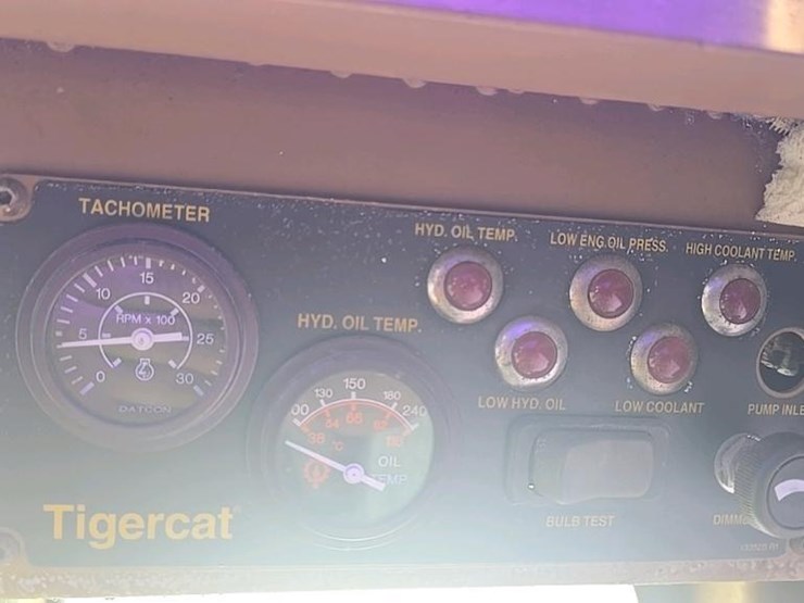 2004-tigercat-240b-image-96