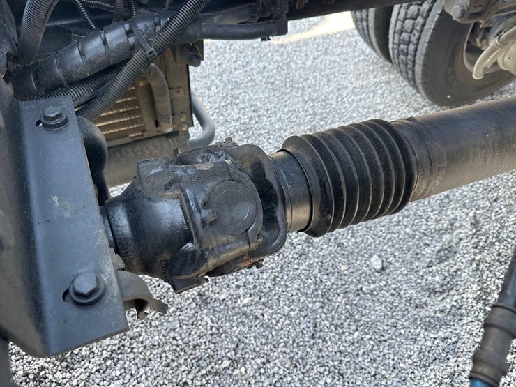 2019-kenworth-w900l-image-22