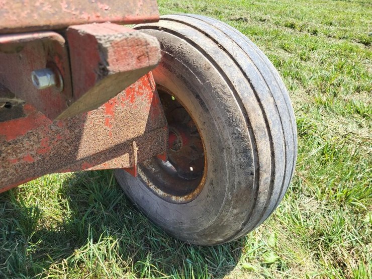 j&m-350-hopper-wagon-w/running-gear-image-29